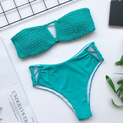 Praegune kaheosaline silla-tüüpi ülaosa ja kõrge pihaosaga ujumistrikoo