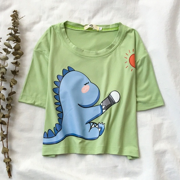 Ležerna ženska majica s okruglim izrezom i kratkim rukavima