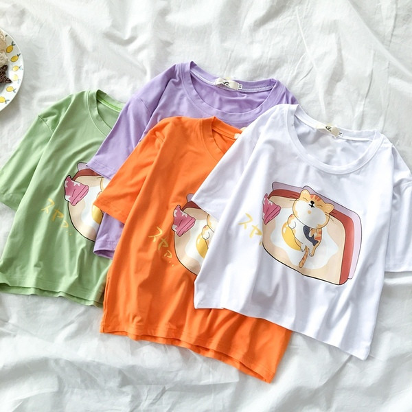 Modern női póló ovális nyakkivágással és rátéttel