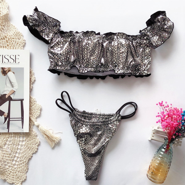 Modern kétrészes fürdőruha ejtett ujjú állatmintával