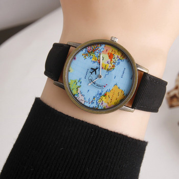 Унисекс часовник с кожена каишка с дизайн- карта на света и самолет 