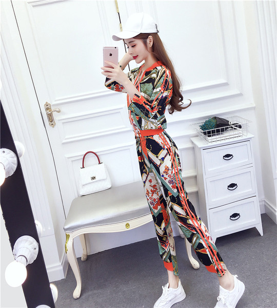 Uus mudel naiste mustrilise mustriga jope ja pikkade pükste komplekt