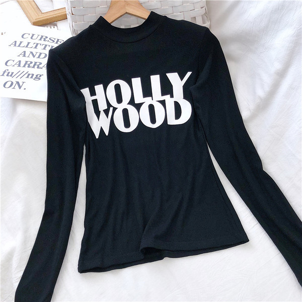 Καθημερινή γυναικεία μπλούζα με ωοειδές λαιμόκοψη σε τρία χρώματα με γράμματα