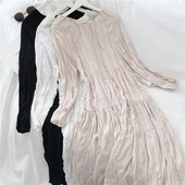 Női alkalmi ruha három színben, ovális nyakkivágással