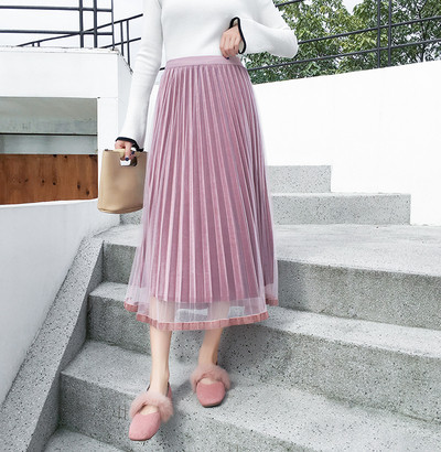 Modern női rakott szoknya tülllel