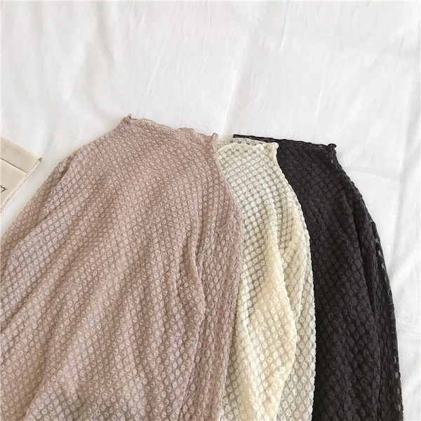 Lezser női blúz három színben, hosszú ujjal