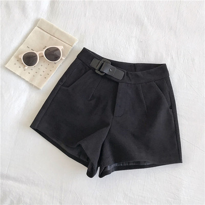 Női aktuális téli rövidnadrág három színben