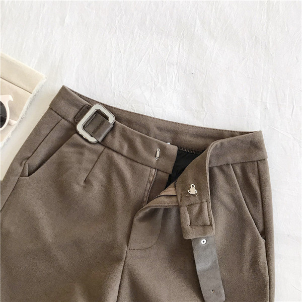 Női aktuális téli rövidnadrág három színben