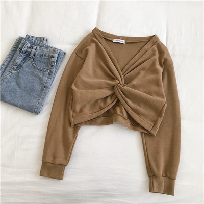 Ежедневна дамска къса блуза в четири цвята с шпиц деколте