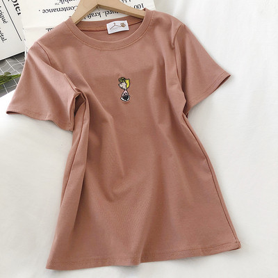 Női alkalmi blúz több színben, hímzéssel, ovális nyakkivágással