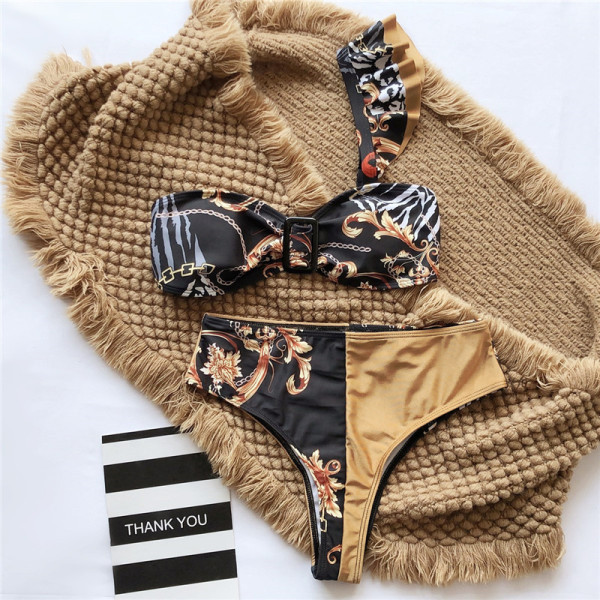 Naiste kaheosaline ujumistrikoo ja kõrge vöökohaga püksid - kaks mudelit