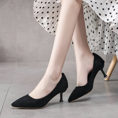 Дамски ежедневни обувки с нисък ток заострен модел