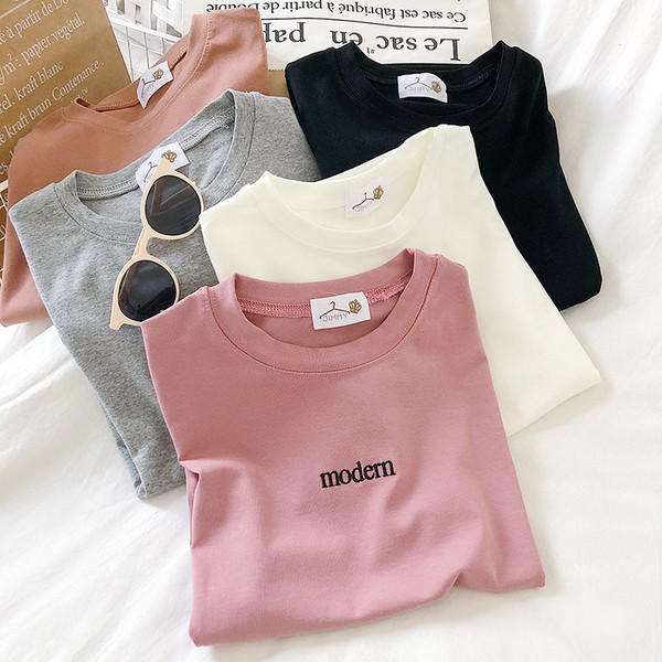 Naiste vabaaja pluus viies värvitoonis kirjaga