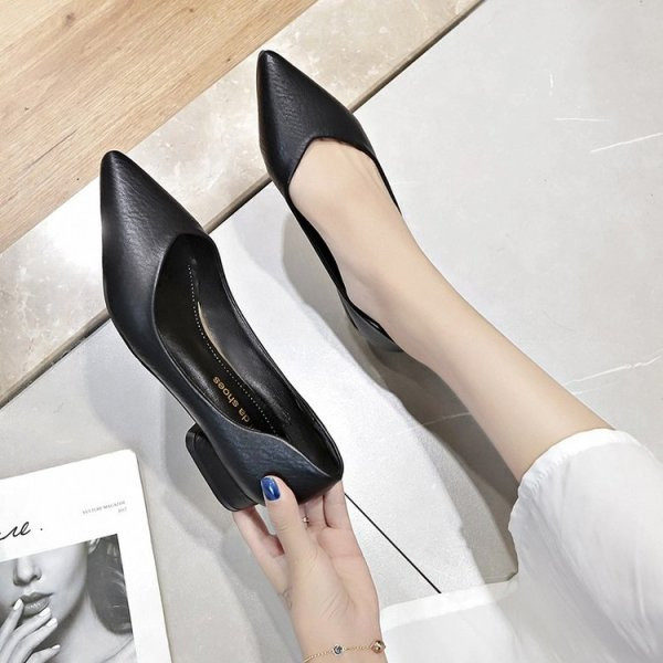 Alkalmi hegyes cipő eko bőrből, alacsony sarkú