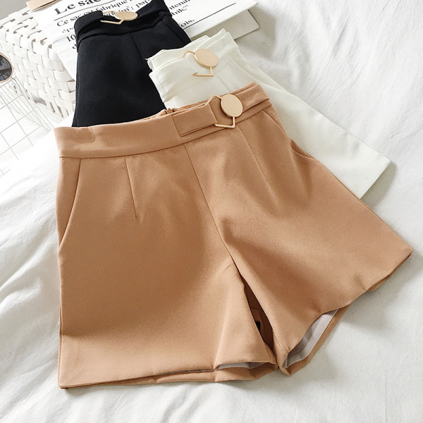 Naiste stiilsed kolmevärvilised lühikesed püksid