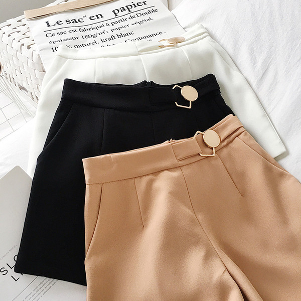 Naiste stiilsed kolmevärvilised lühikesed püksid