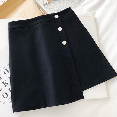 Naiste aktuaalne lühikese seeliku tavaline mudel kolmes värvitoonis