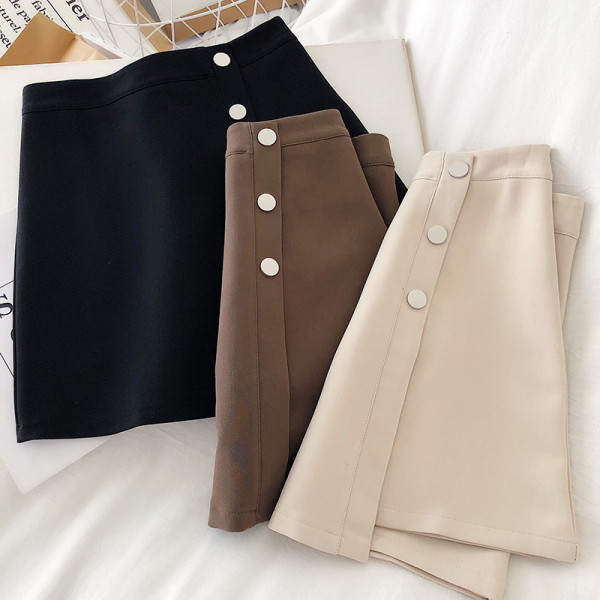 Naiste aktuaalne lühikese seeliku tavaline mudel kolmes värvitoonis