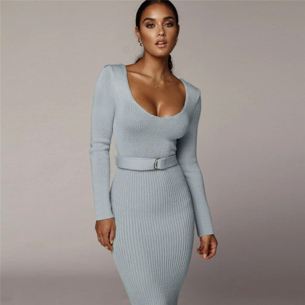 Moodne naiste kleit vöö ja ümara kaelusega