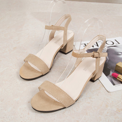 Női alkalmi szandál öko velúrból, alacsony vastag sarokkal