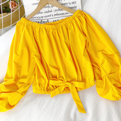 Moodne naiste lipsudega pluus sinist, valget ja kollast värvi