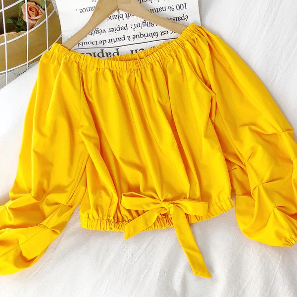 Moodne naiste lipsudega pluus sinist, valget ja kollast värvi