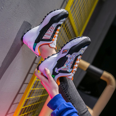 Ženske moderne tenisice od eko kože i tekstila sa grubim đonom od 4 cm