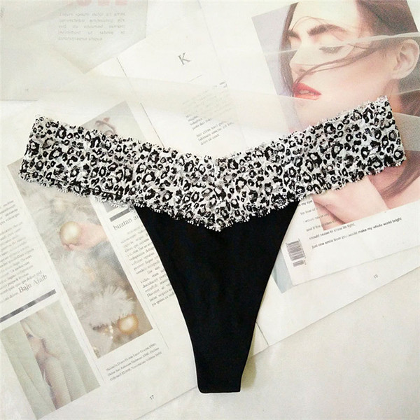 Naiste õmblusteta stringid leopardimustriga
