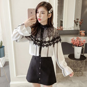 Kevadine naiste särk pitsi ja madala kraega