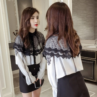 Kevadine naiste särk pitsi ja madala kraega