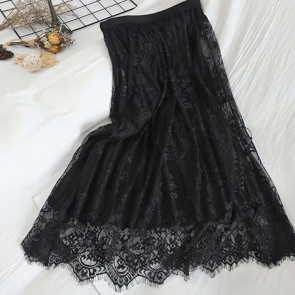 Moodne naiste topeltseelik pitsi ja kõrge vöökohaga