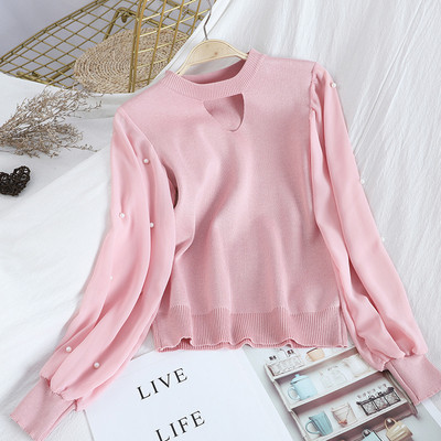 Női pulóver gyöngyökkel és sifon ujjakkal