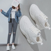 Eko bőrből és fűzőből készült rugós tornacipők új modellje