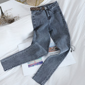 Дамски дънки с висока талия в син цвят и леопардов принт