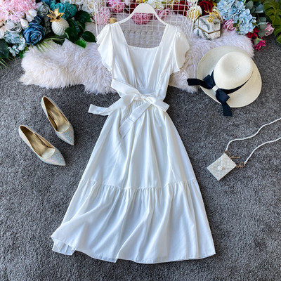 Lühikeste varrukate ja vöökoha lipsudega pikk naiste kleit