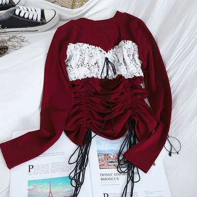 Női blúz O-nyakkal és csipkével