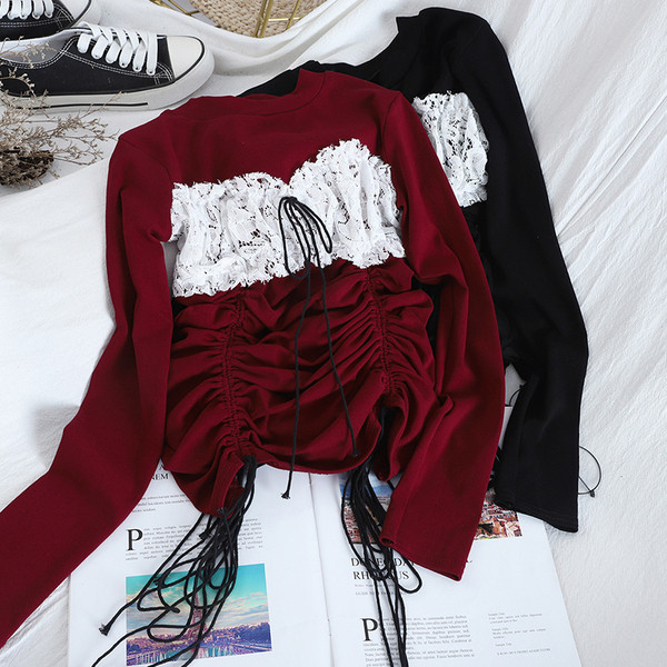 Női blúz O-nyakkal és csipkével