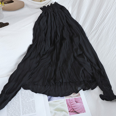 Naiste plisseeritud särk, mille krae ja varrukad on kummiga