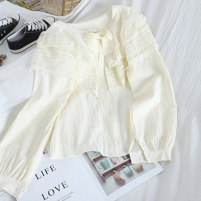 Női ing ovális nyakkivágással, elemes csipkével és szalaggal