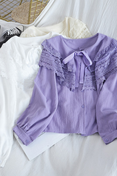 Női ing ovális nyakkivágással, elemes csipkével és szalaggal