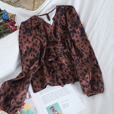 Дамска риза с леопардов принт,къдри и V-образно деколте