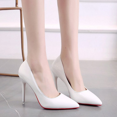 Elegáns női cipő 10 cm magas sarokkal, öko bőrből