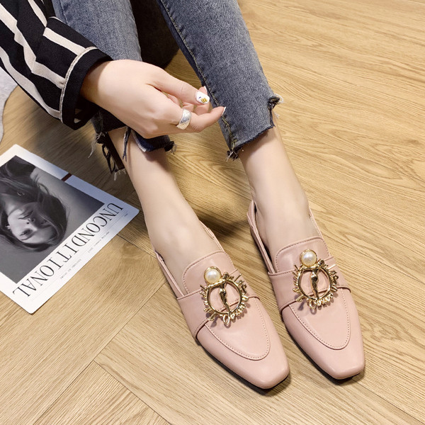 Naiste vabaajajalatsid ökonahast metallelementide ja pärlitega