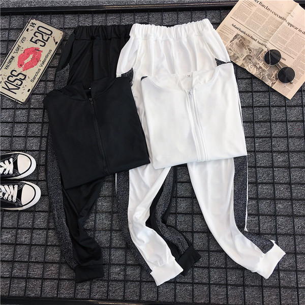 Moderan ženski sportski i ležerni komplet sa sjajnim rubovima