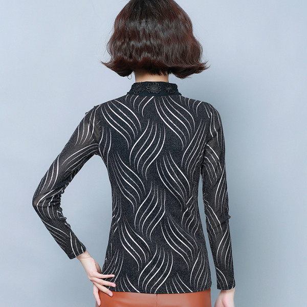 Moodne poolkõrge krae ja nööpidega naiste pluus