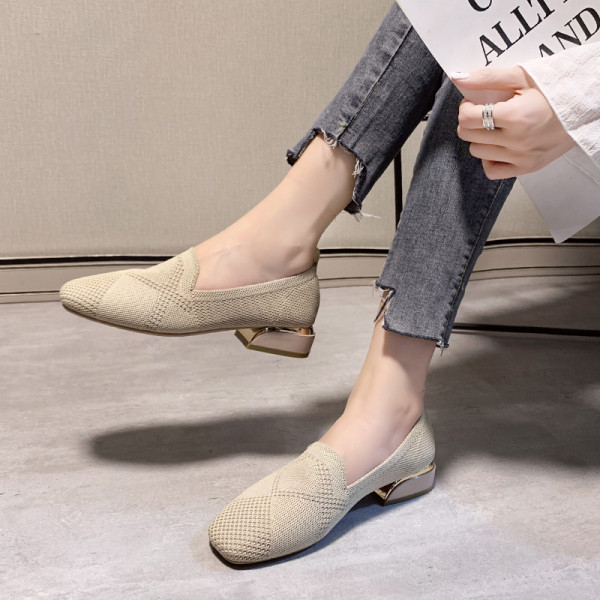 Naiste vabaaja tekstiilist pandla ja kividega kingad - kaks mudelit