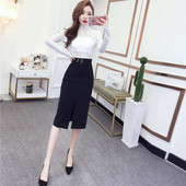 Modern női blúz pólógallérral és hosszú ujjal