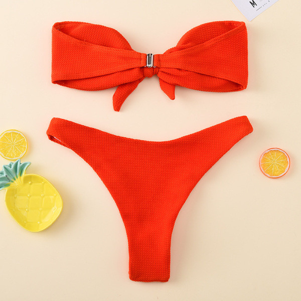 Narančasti dvodijelni kupaći kostim s gornjim dijelom u obliku mosta i ukrasnim čvorom