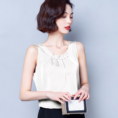 Moodne ümara dekoltee ja pärlitega naiste topp