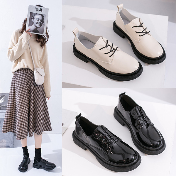 Alkalmi női fűzős cipő, tiszta ökobőr modell